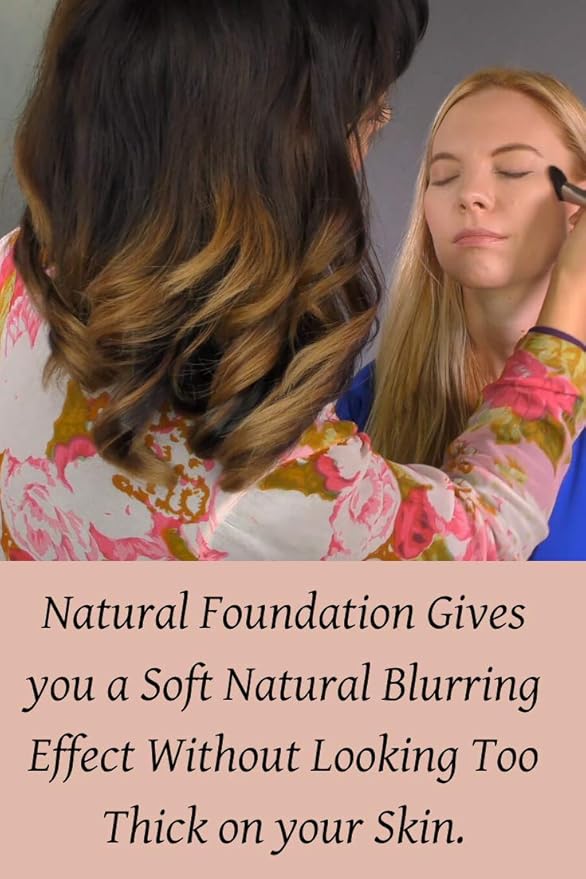 Pressed Mineral Foundation With Vitamin for a Natural Silky Finish